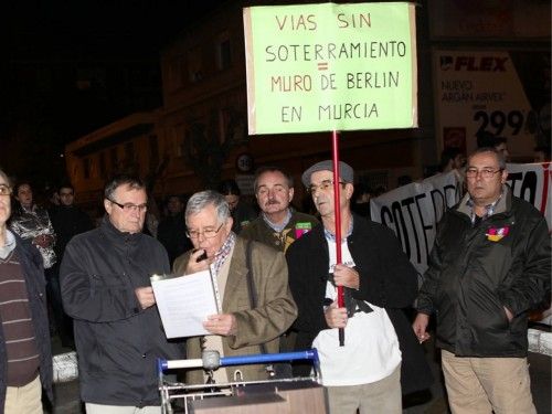 Manifestación a favor del soterramiento