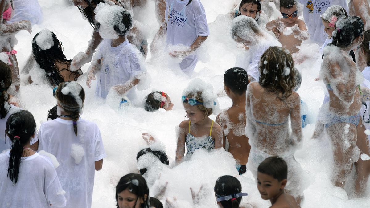 Una fiesta infantil de la espuma como la que se celebra este fin de semana en Vecindario.