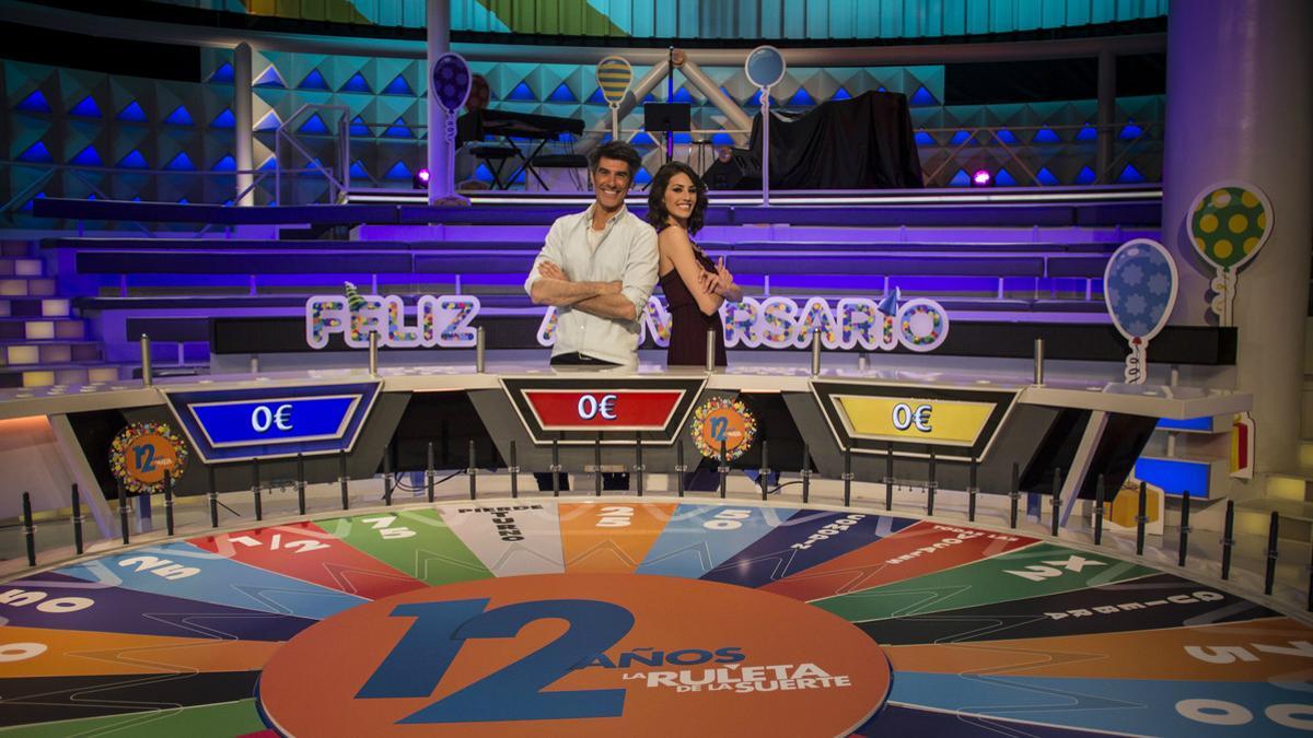 Jorge Fernández y Laura Moure en 'La ruleta de la suerte'