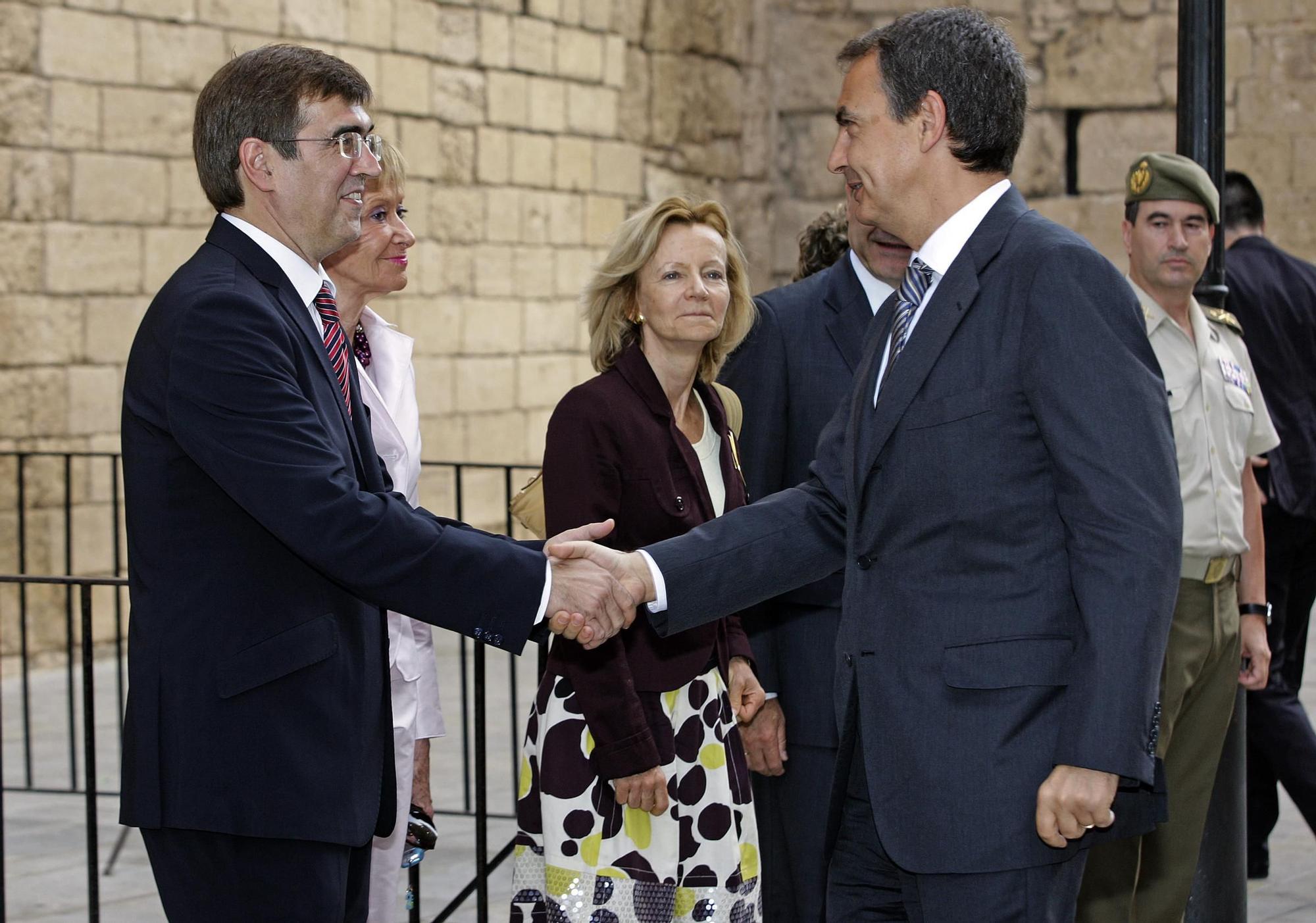 La relación entre Zapatero y Antich, en imágenes