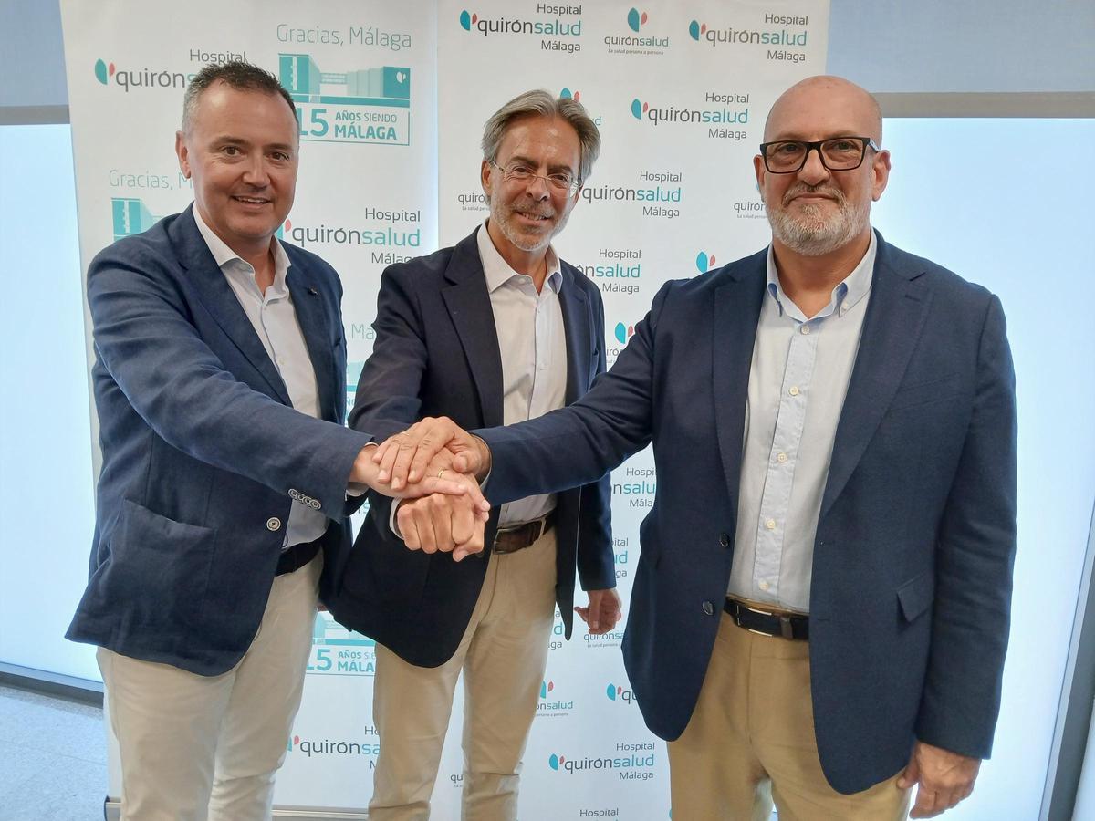 Quirónsalud proveedor médico Trops Málaga Balonmano de izquierda a aderecha, Gómez, Urda y Camas)