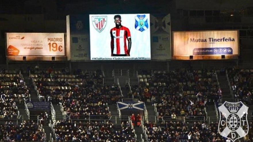 Iñaki Williams agradece el gesto de la afición del CD Tenerife