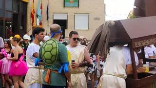 Fiestas de Coreses: Carrozas y peñas llenan el pueblo de alegría y color