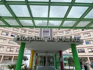 Heridas de gravedad dos adolescentes en la colisión entre un coche y una moto en Villafranca de los Barros