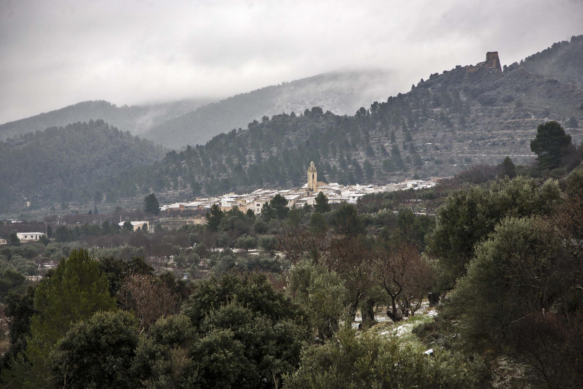 Nevadas débiles en los puntos más altos de l'Alcoià y El Comtat