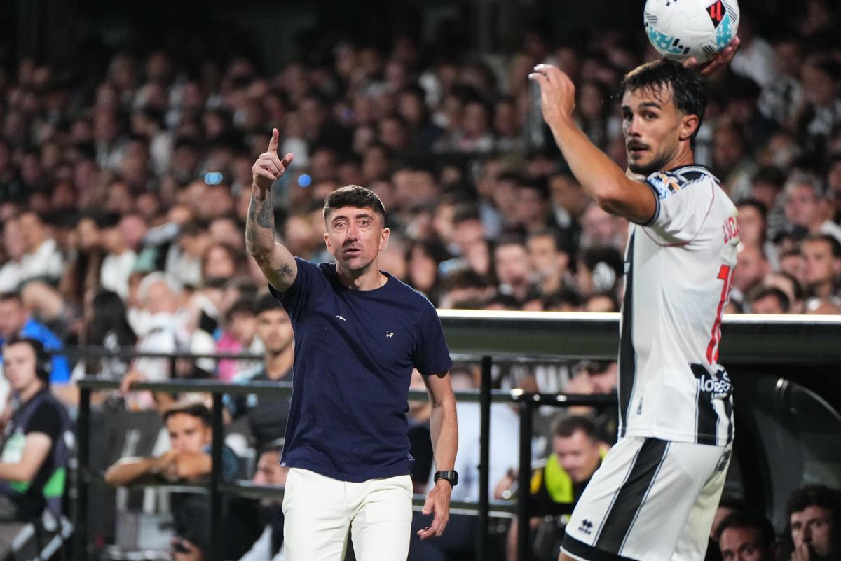 Pablo Hernández, durante el Castellón-Almería.