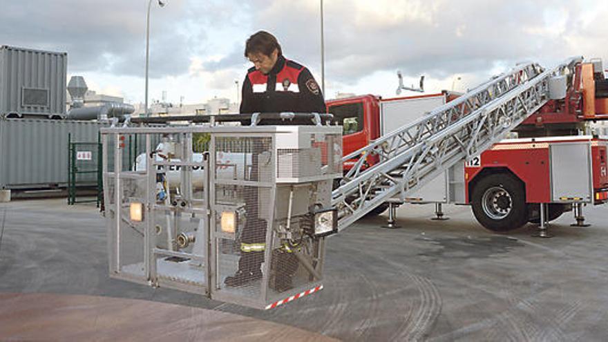 El temporal de viento provoca múltiples incidentes en Palma