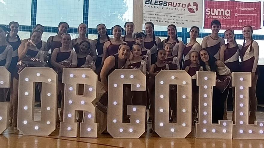 El Club Patinaje Gorgolla de Torres de Berrellén viaja sobre ruedas