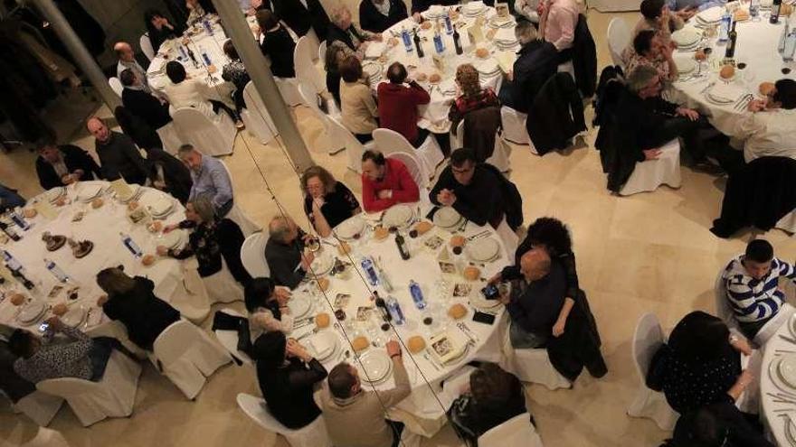 Cena y concierto para iniciar la temporada de los Amigos del Cante