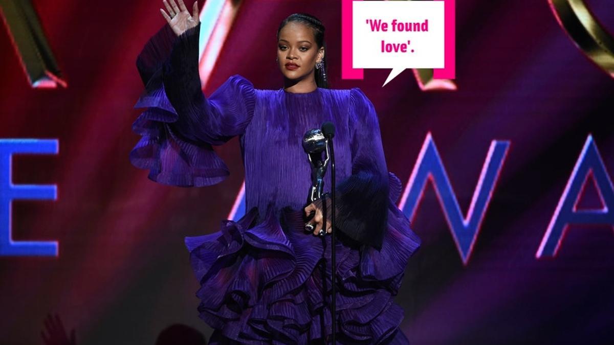 Rihanna con un premio