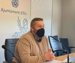 El Ayuntamiento de Elche media para que familias con segundas residencias alojen a ucranianos