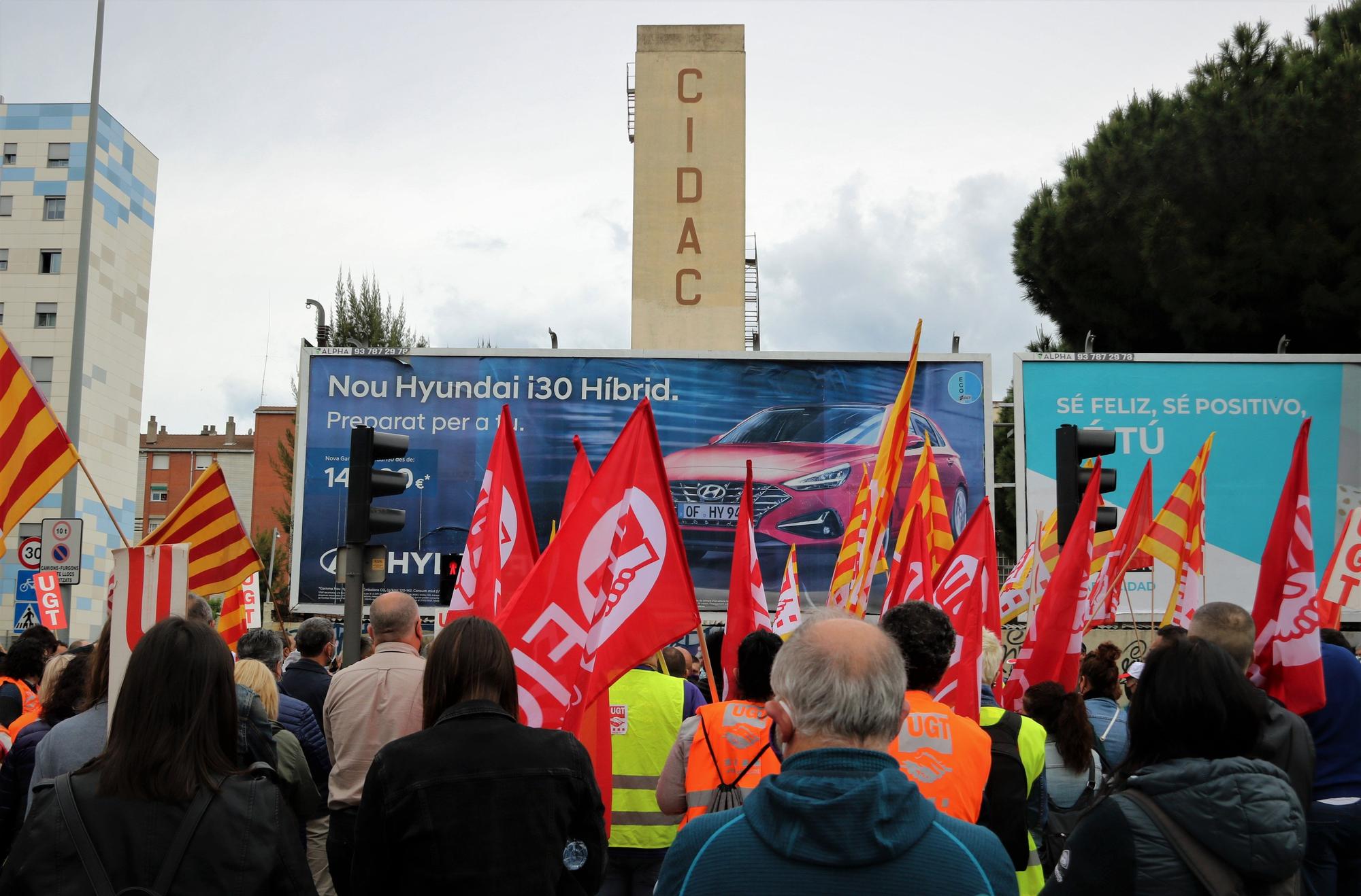 Concentración ante la empresa CIDAC de Cornellà de Llobregat el 10 de mayo de 2021.