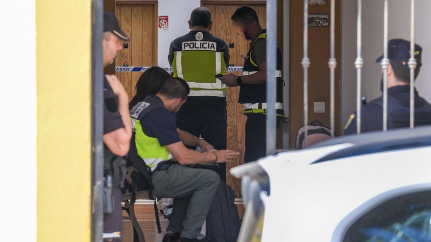 Hallan los cadáveres de una pareja en una vivienda de El Zardo