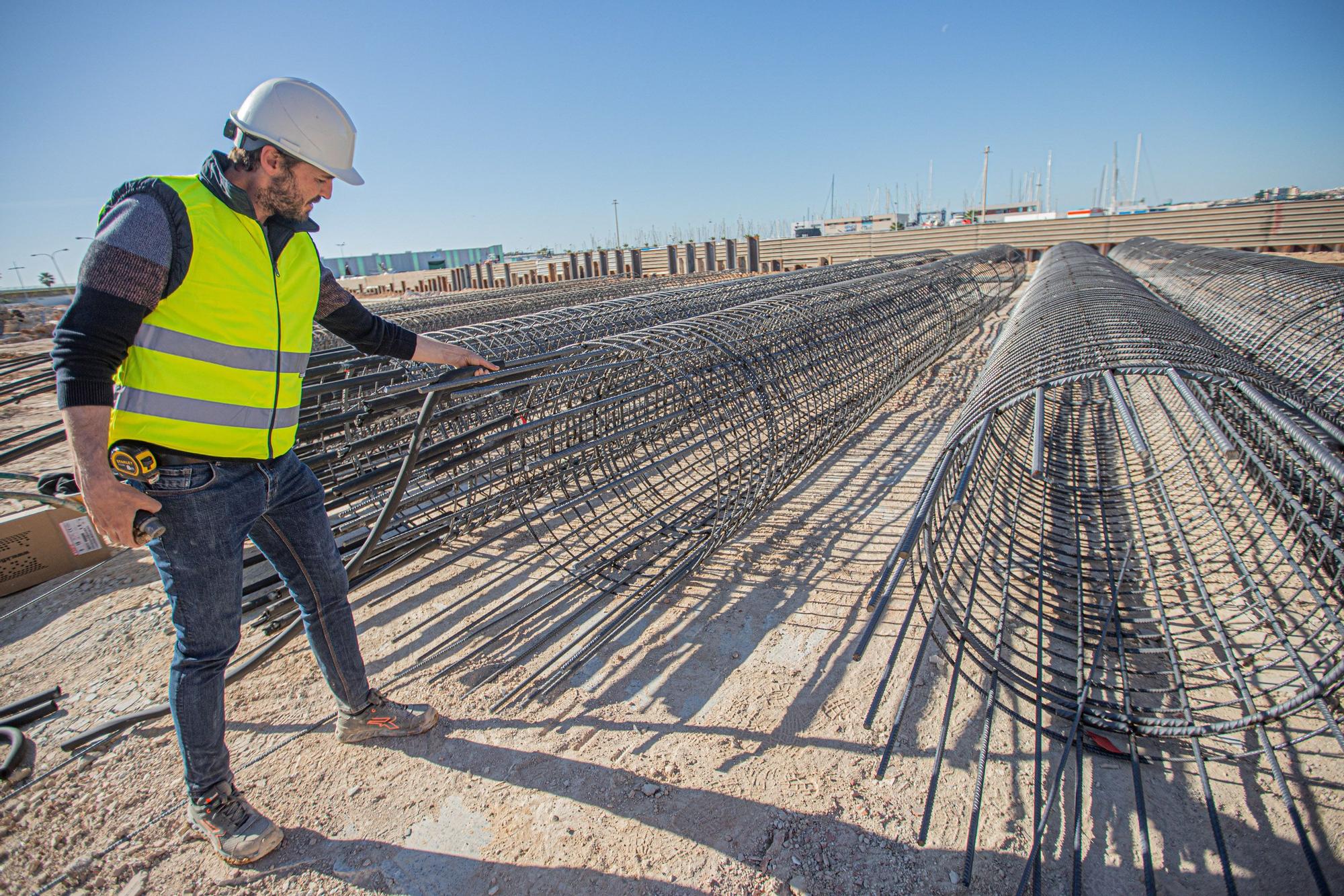 Obras de bombeo del nuevo puerto de Torrevieja