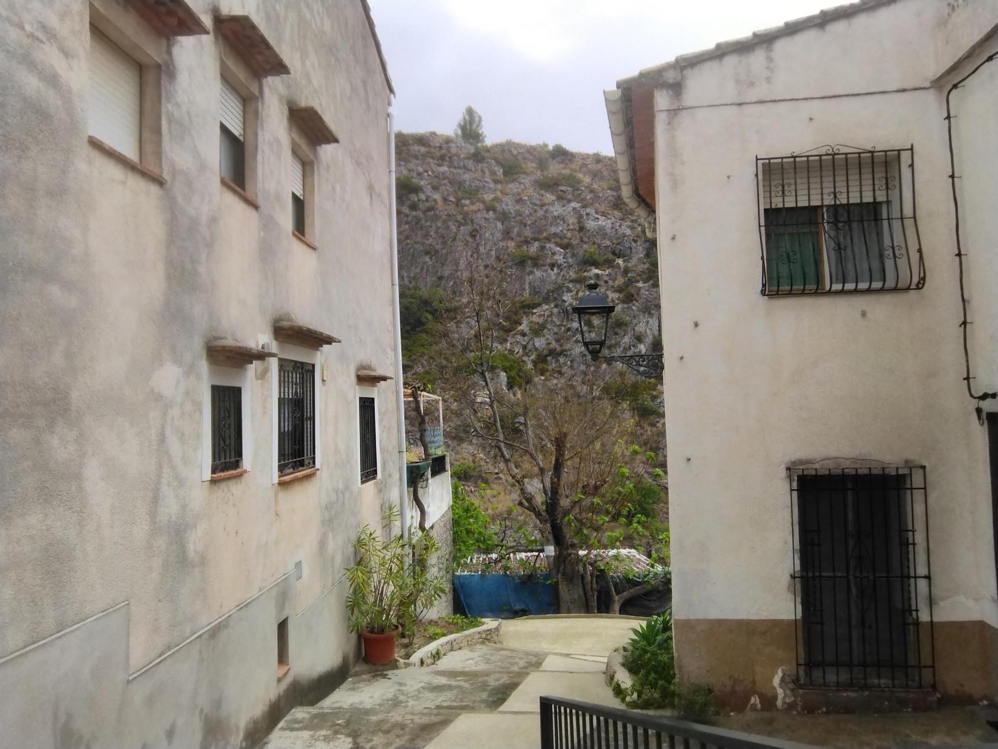 Llegar hasta el final: Benissili y Llombai, maravillas en la "ruta dels 8 pobles" de la Vall de Gallinera (imágenes)