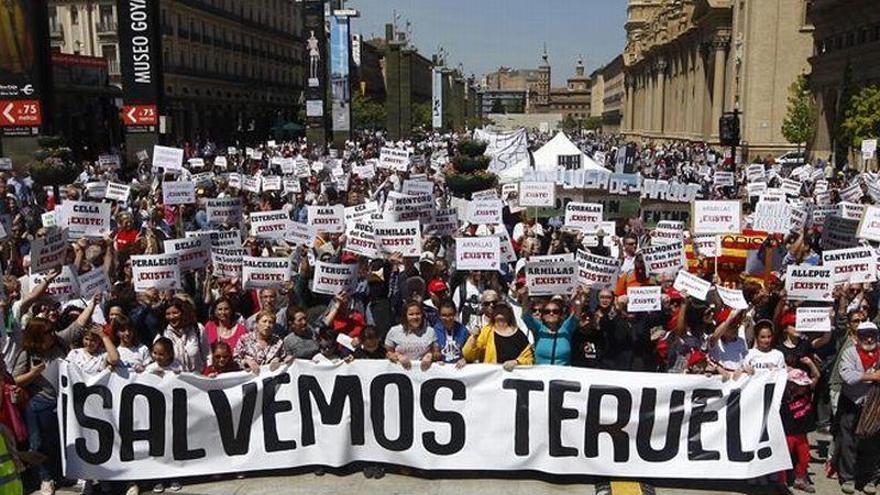 Las Cámaras aragonesas apoyan la manifestación de Valencia por el tren