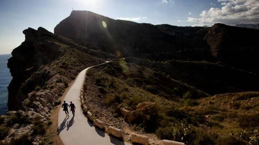 La junta de Serra Gelada pide mayor control sobre el parque