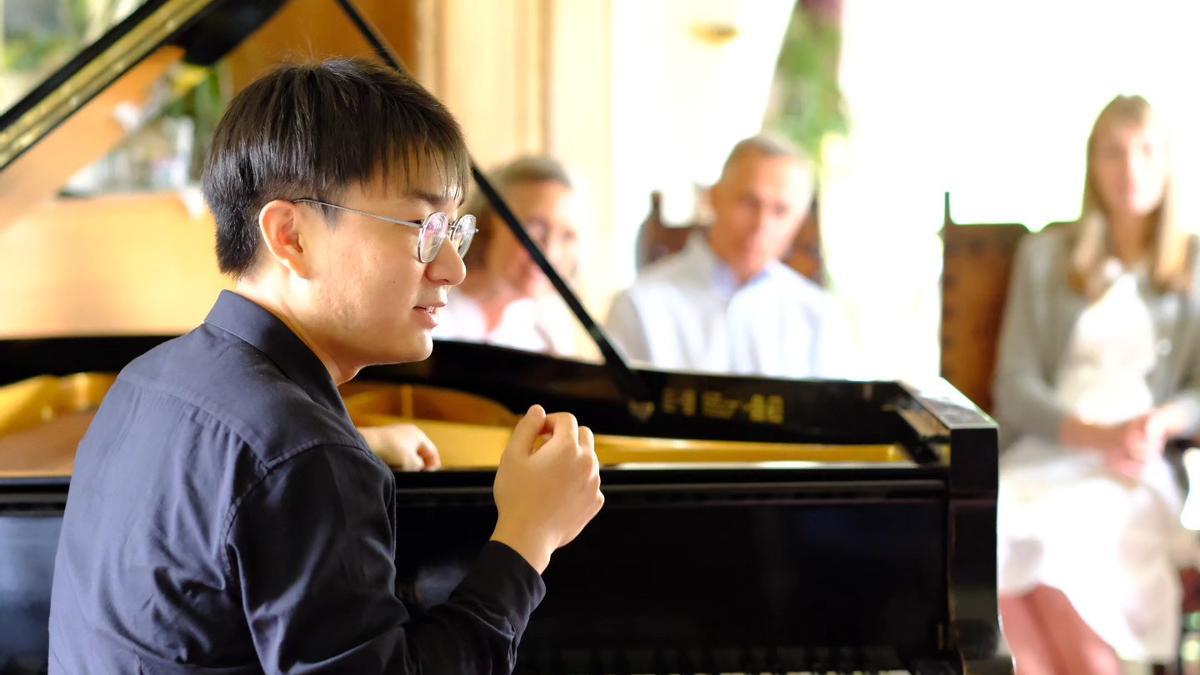 El pianista chino Cao Yuan Feng
