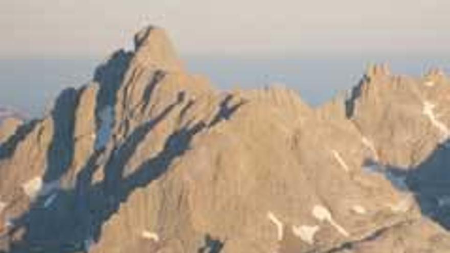 El Chimborazo ensombrece al Everest