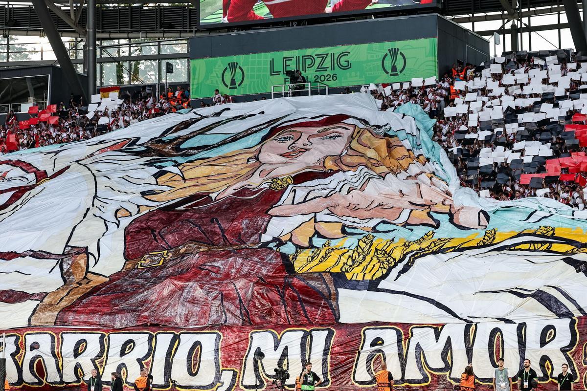 Aficionados del Rayo en la final de la Conference.