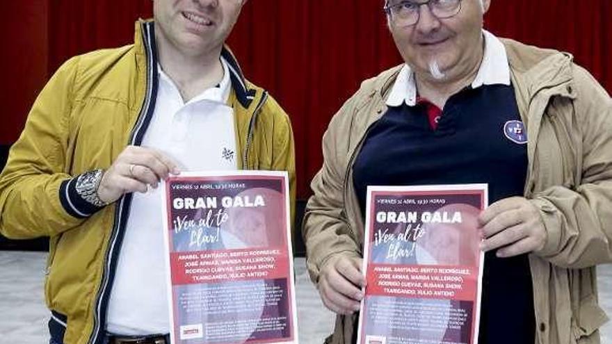 Iván Fernández y Adolfo Camilo Díaz, ayer, en El Llar.