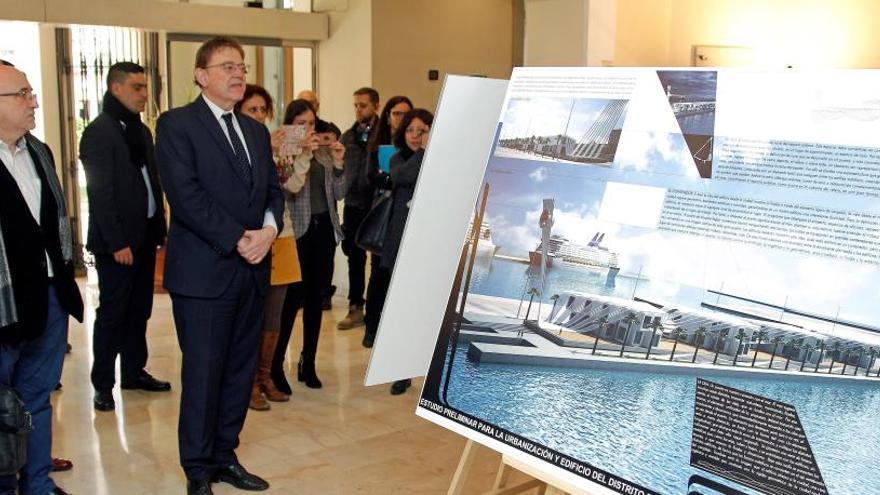 El Presidente de la Generalitat en la reunión de la comisión de seguimiento del proyecto del &#039;edificio del Distrito Digital&#039; en el muelle 5, en una imagen de archivo