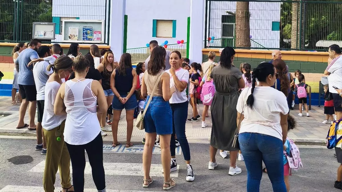 Vuelta al cole en Beniparrell: "Somos una familia, nos echábamos de menos"