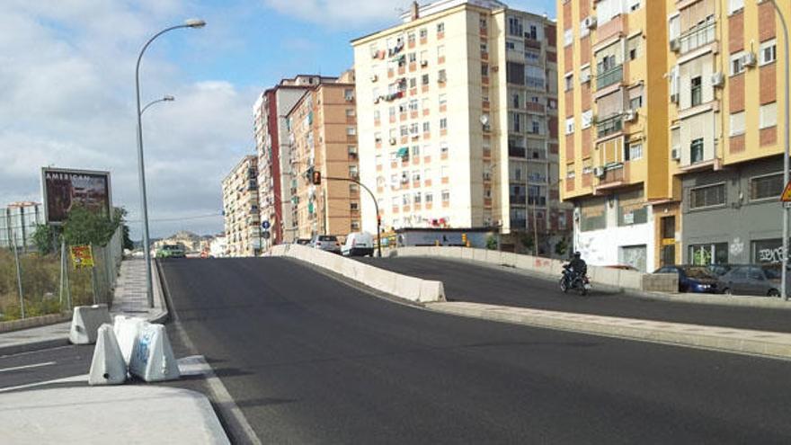 La loma de la avenida Juan XXIII que se pretende eliminar.