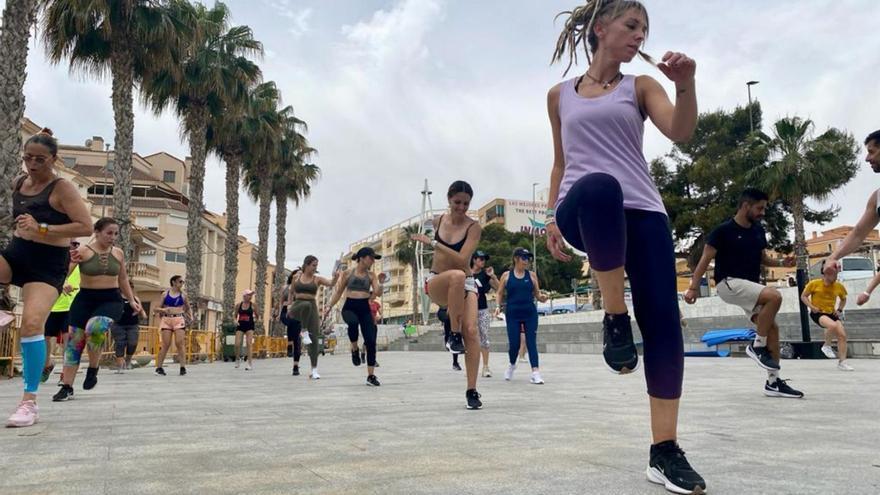 Durante dos jornadas la explanada del puerto y la plaza Juan Pablo II se convirtieron en espacios deportivos idóneos para albergar el evento.