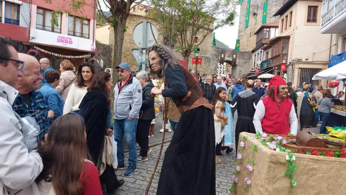 La Torre de Salas, convertida en uno de los principales atractivos de la Feria Medieval: solo el sábado recibió 800 visitas