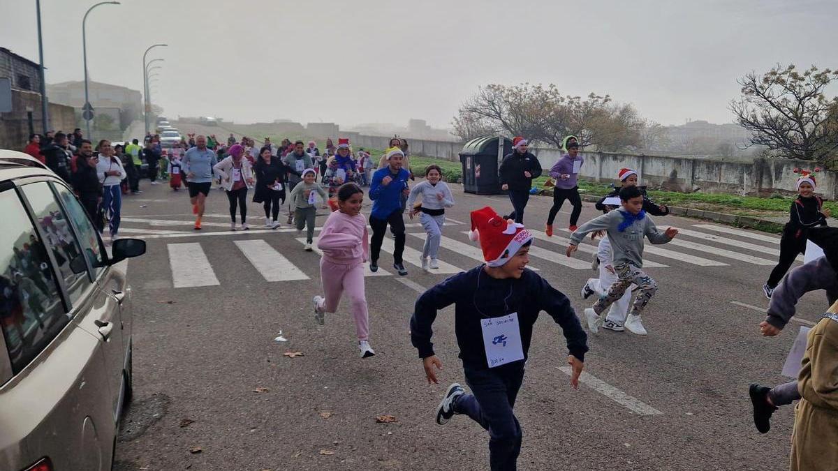 Algunos de los participantes en la carrera, con sus enormes sonrisas.