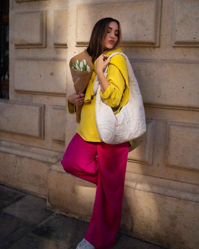 JustCoco con un bolso de Parfois