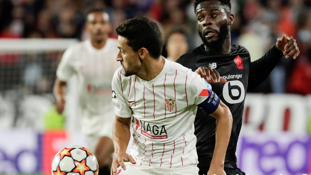 Jesús Navas, durante un partido en la Champions League