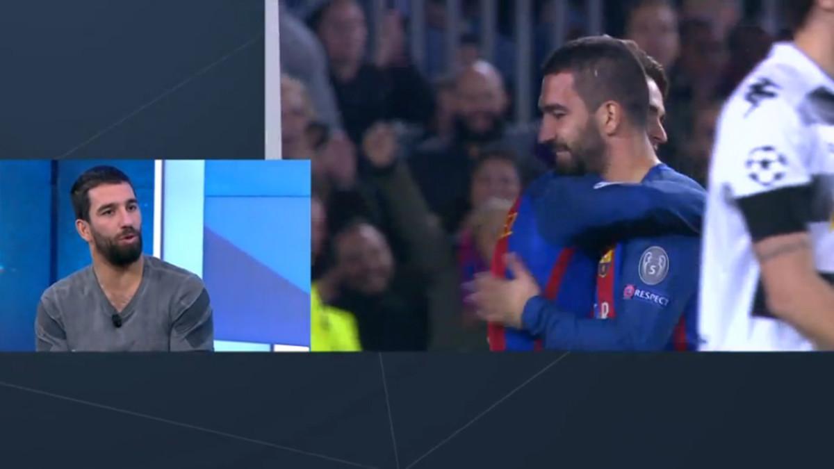 Arda Turan en un momento de la entrevista en '100% Fútbol' de NTV Spor