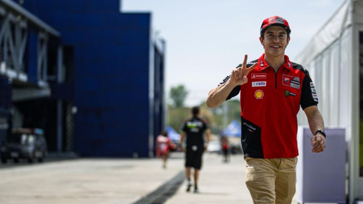 Marc Márquez, en el paddock de circuito de Buriram