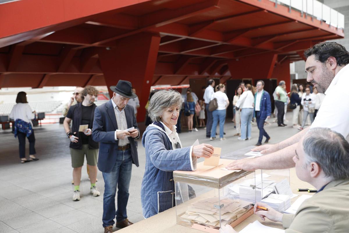 En imágenes: Gijón elige a sus representantes para los próximos cuatro años