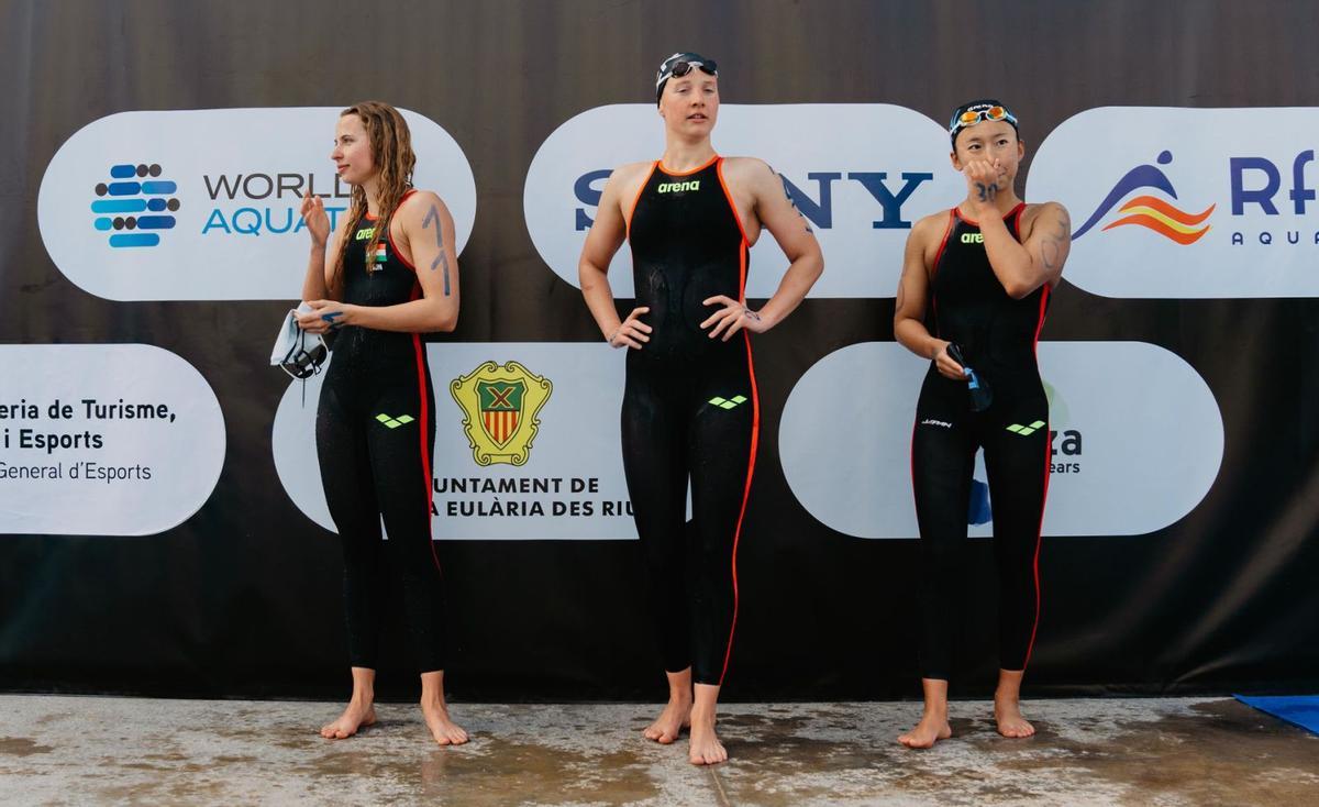 Las tres mejores deportistas de la prueba femenina del ‘Knockout’ después de la carrera.
