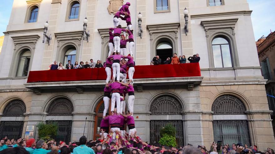 Moixiganguers d&#039;Igualada tanca la temporada alçant un castell inèdit en les seves actuacions