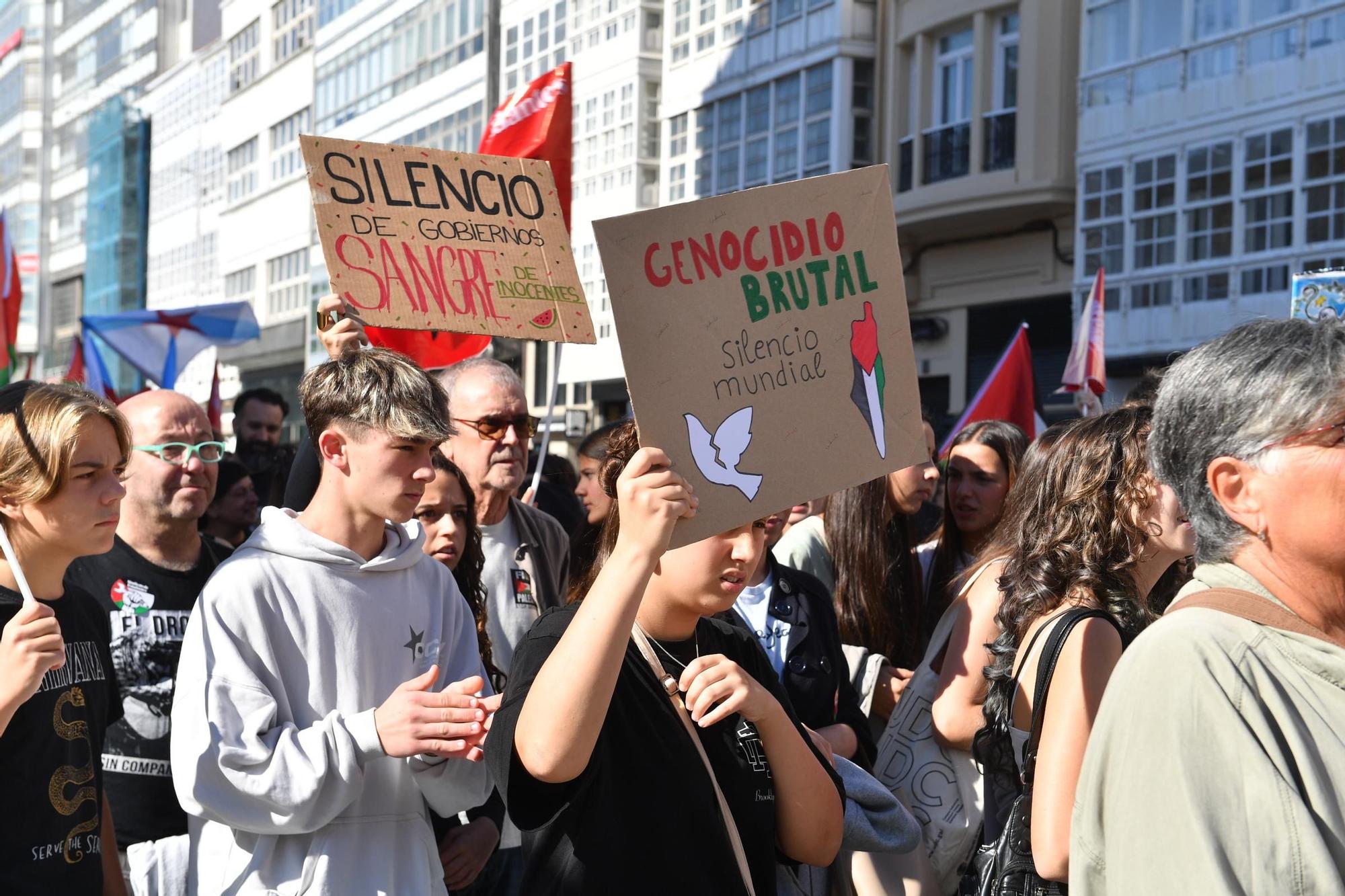 Manifestación en la jornada de huelga por Gaza en A Coruña