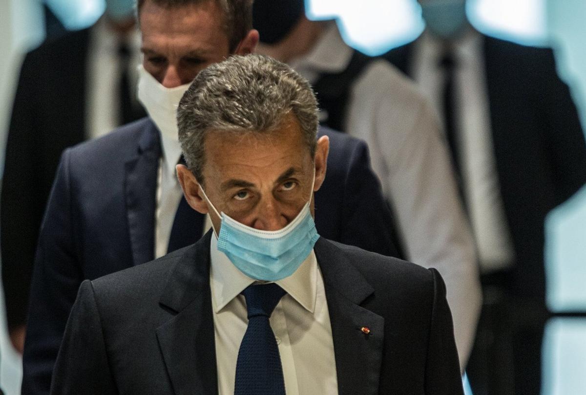 Sarkozy, condemnat a tres anys de presó per corrupció i tràfic d’influències