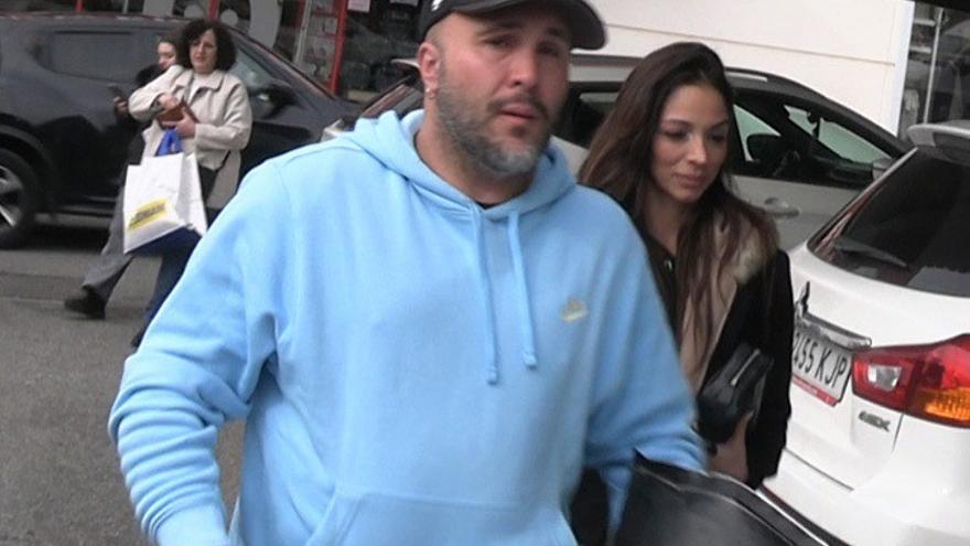 Kiko Rivera y su novia Lola, inseparables incluso en sus planes más cotidianos pese a la presión mediática