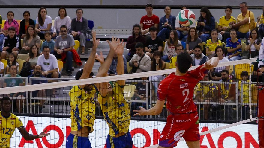 Guaguas sella su pase a la final de la Superliga con más sufrimiento del previsto (3-2)