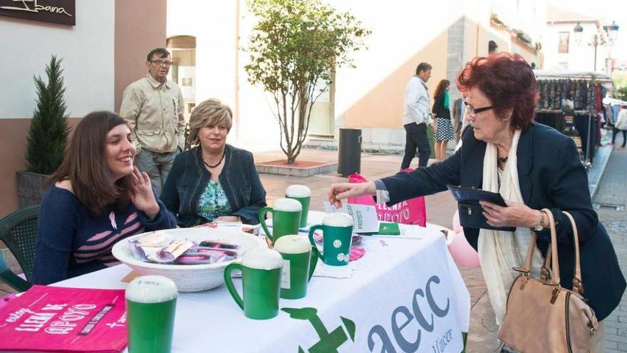 Ribadesella se suma al Día del Cáncer de Mama