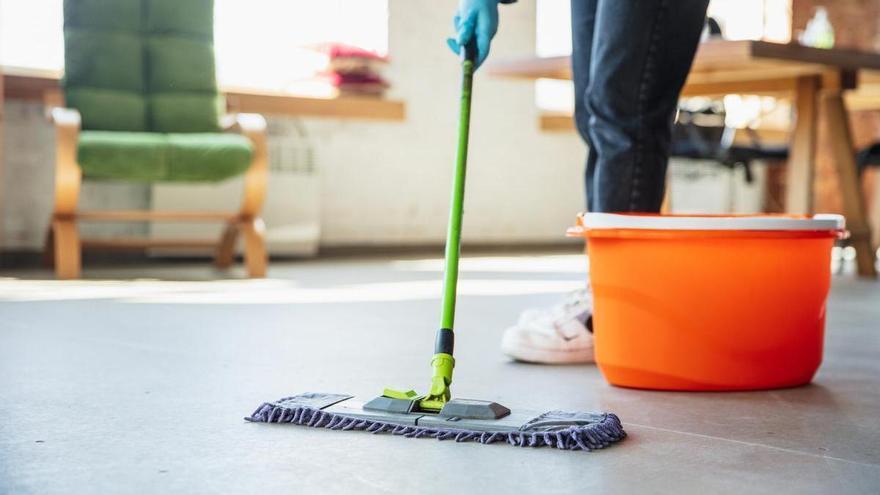 limpiar suelo laminado #limpiar #suelolaminado ##limpieza #limpiandola
