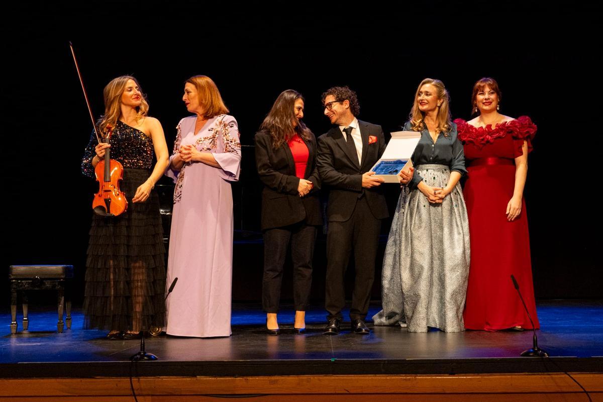 Participantes en la gala