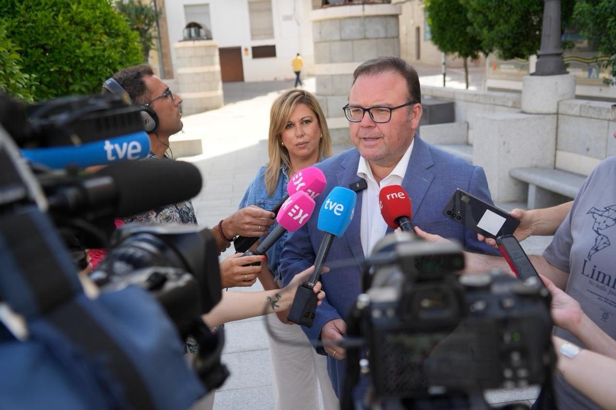 El portavoz de Hacienda del PP en la Asamblea de Extremadura, Hipólito Pacheco.