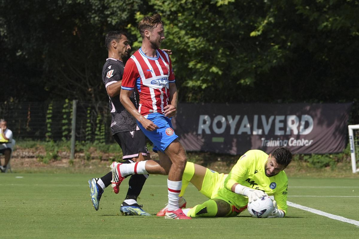 La Vall d'en Bas Royalverd Training Center Amistós de pretemporada Girona FC-Alavés