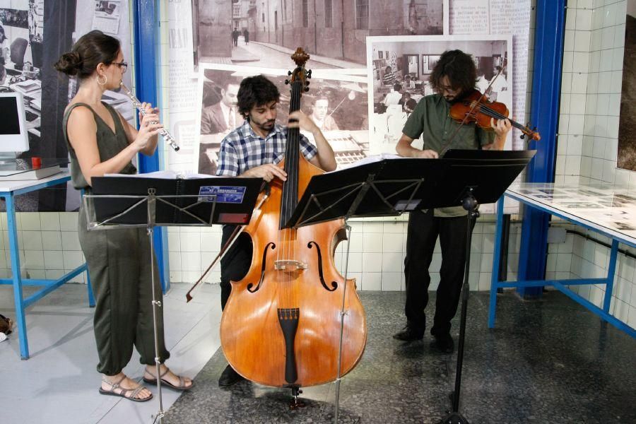 Concierto de Vandalia Trío en la exposición