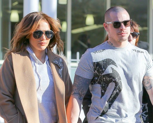 Jennifer Lopez rompió con Casper Smart por engañarla