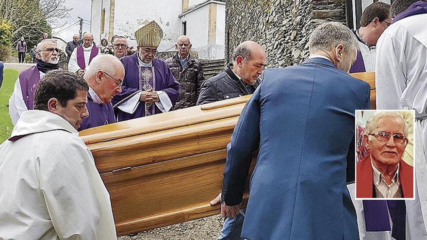 &quot;Fue un buen cura&quot;, dice el Arzobispo en el funeral del párroco Constantino Rodríguez